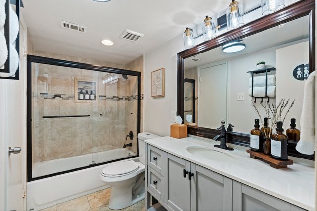 2653 Heatherwood Drive, Dallas, TX 75228