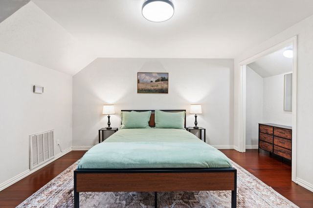 2653 Heatherwood Drive, Dallas, TX 75228