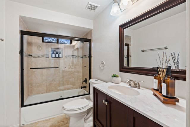 2653 Heatherwood Drive, Dallas, TX 75228