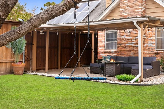 2653 Heatherwood Drive, Dallas, TX 75228