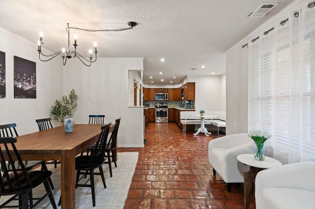 2653 Heatherwood Drive, Dallas, TX 75228