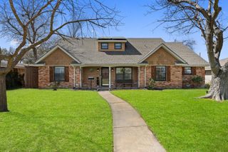 2653 Heatherwood Drive, Dallas, TX 75228