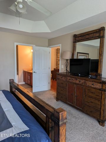 332 Meriwether Way, Pigeon Forge, TN 37863