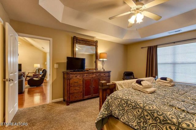 332 Meriwether Way, Pigeon Forge, TN 37863