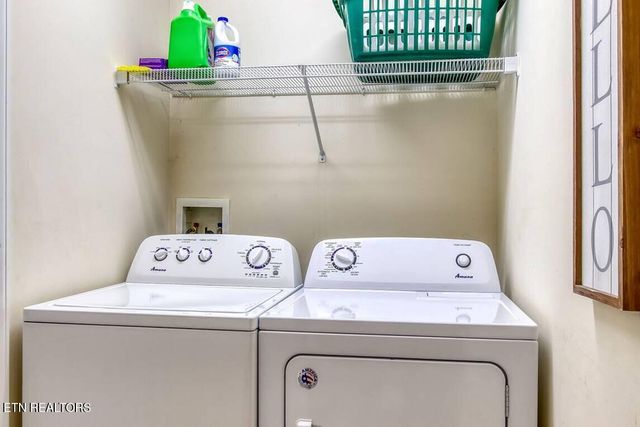 332 Meriwether Way, Pigeon Forge, TN 37863