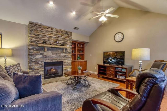 332 Meriwether Way, Pigeon Forge, TN 37863