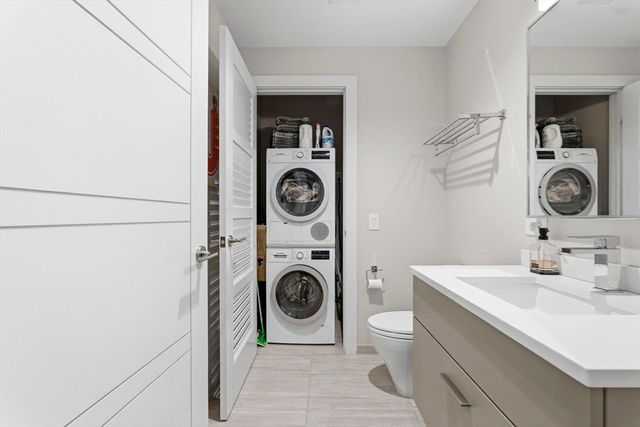 40 Traveler St 410, Boston, MA 02118