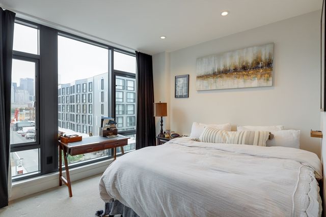 40 Traveler St 410, Boston, MA 02118