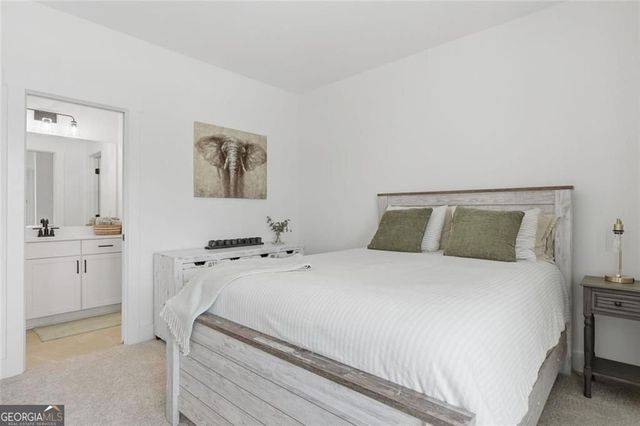 2010 Cottonwood Lane, Woodstock, GA 30188