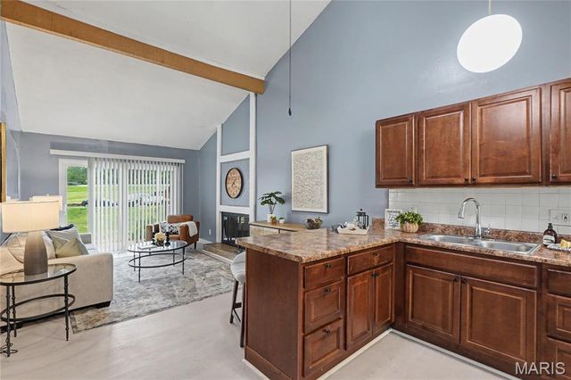 176 Harbor View Drive, Lake St Louis, MO 63367