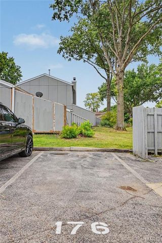 176 Harbor View Drive, Lake St Louis, MO 63367