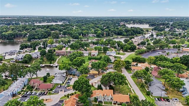 176 Harbor View Drive, Lake St Louis, MO 63367