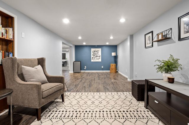 1904 4th Street S, Moorhead, MN 56560