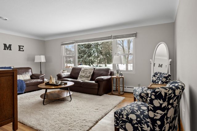 1904 4th Street S, Moorhead, MN 56560