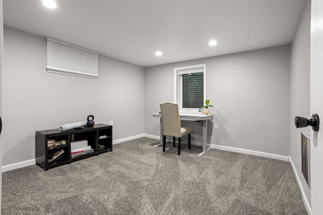 1904 4th Street S, Moorhead, MN 56560