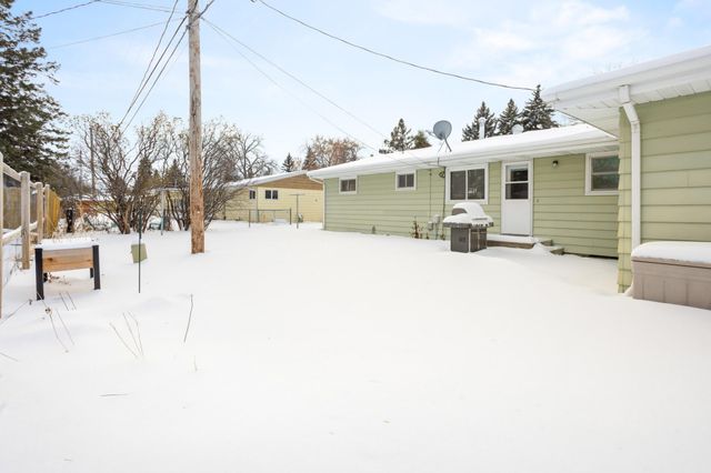 1904 4th Street S, Moorhead, MN 56560