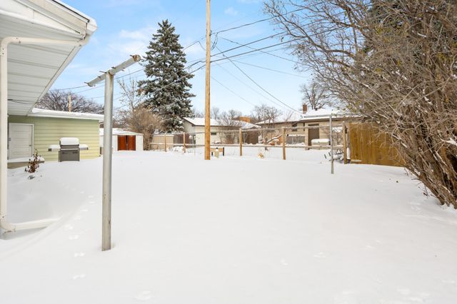 1904 4th Street S, Moorhead, MN 56560