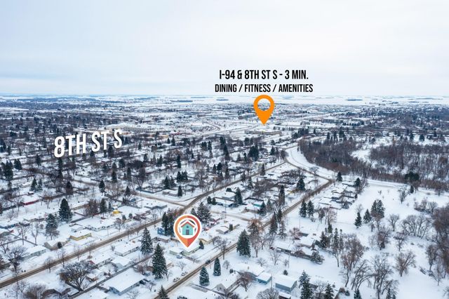 1904 4th Street S, Moorhead, MN 56560