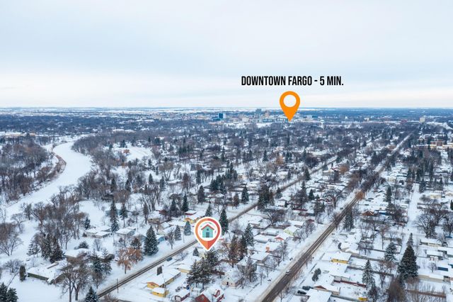 1904 4th Street S, Moorhead, MN 56560