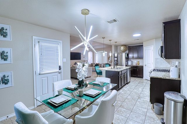 2735 Diamond Vista Lane, Rosharon, TX 77583