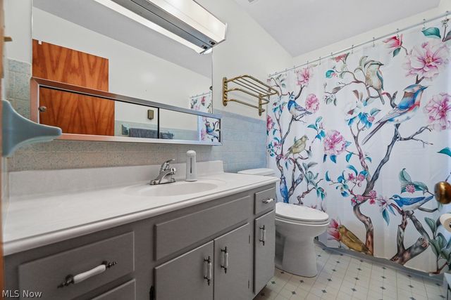 8000 Parks Avenue NE, Alliance, OH 44601
