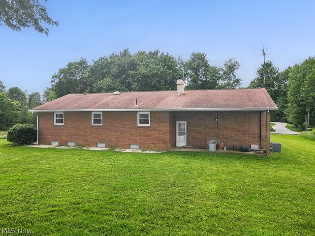 8000 Parks Avenue NE, Alliance, OH 44601