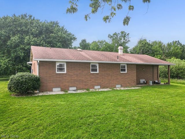 8000 Parks Avenue NE, Alliance, OH 44601
