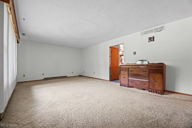 8000 Parks Avenue NE, Alliance, OH 44601