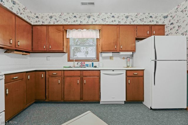 8000 Parks Avenue NE, Alliance, OH 44601