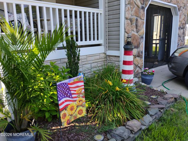 610 Walden Way, Whiting, NJ 08759