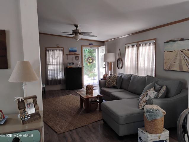 610 Walden Way, Whiting, NJ 08759