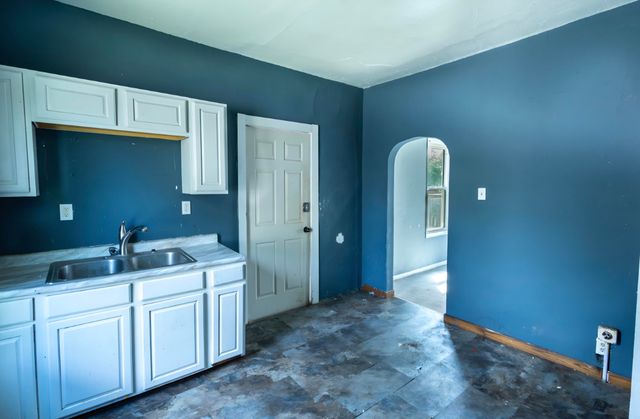 3227 2ND Avenue, Council Bluffs, IA 51501