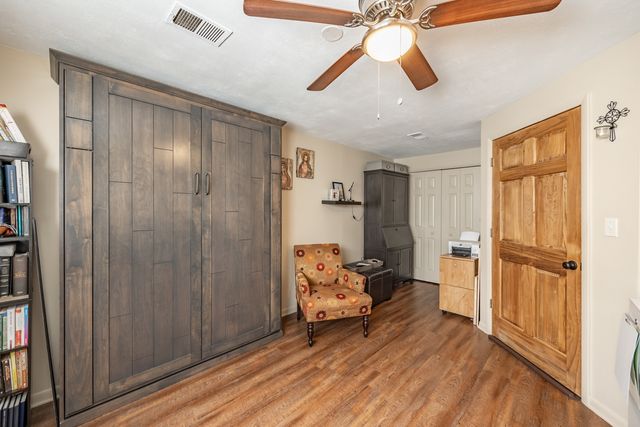 751 Leaf Court, Bartlett, IL 60103