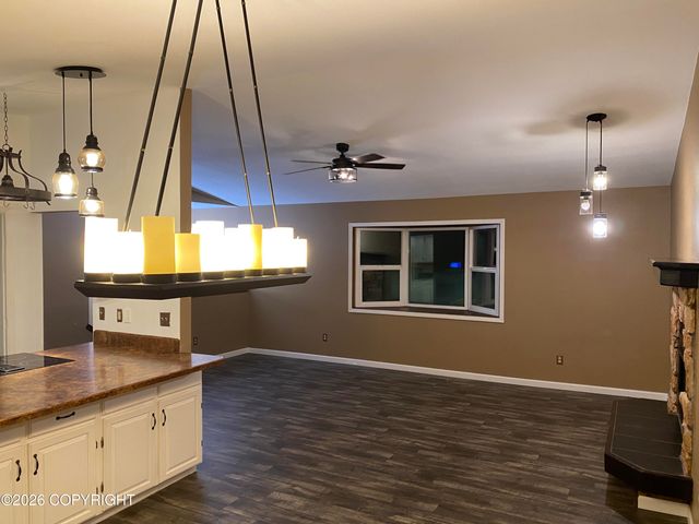 8401 Stacey Circle, Anchorage, AK 99507