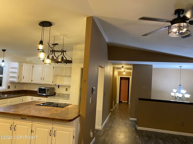 8401 Stacey Circle, Anchorage, AK 99507