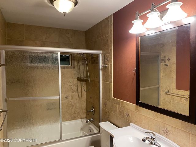 8401 Stacey Circle, Anchorage, AK 99507