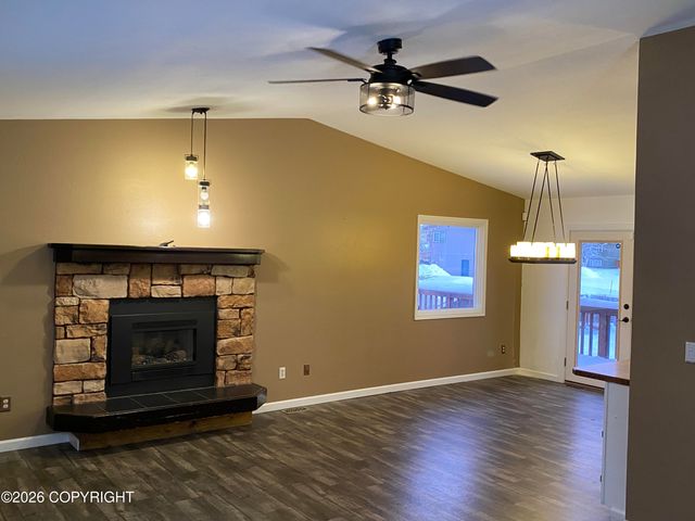 8401 Stacey Circle, Anchorage, AK 99507