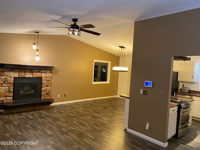 8401 Stacey Circle, Anchorage, AK 99507