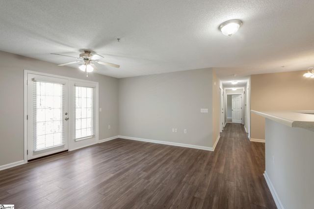 125 Mckenna Circle, Greenville, SC 29615