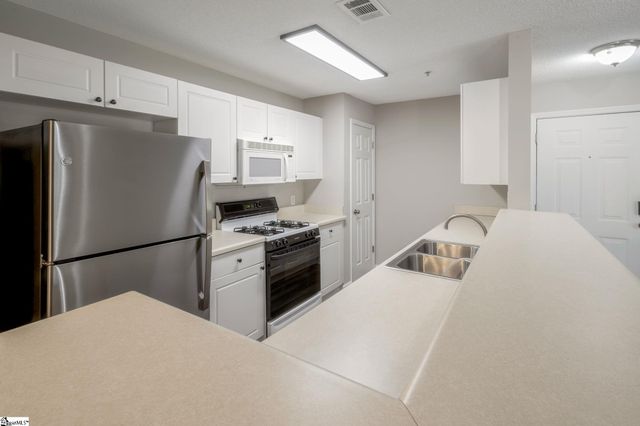 125 Mckenna Circle, Greenville, SC 29615