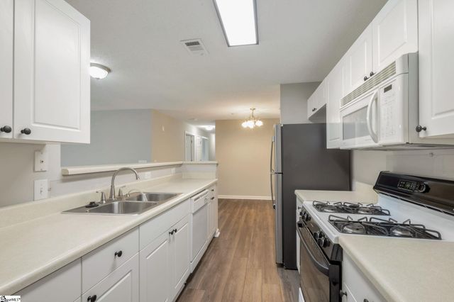 125 Mckenna Circle, Greenville, SC 29615