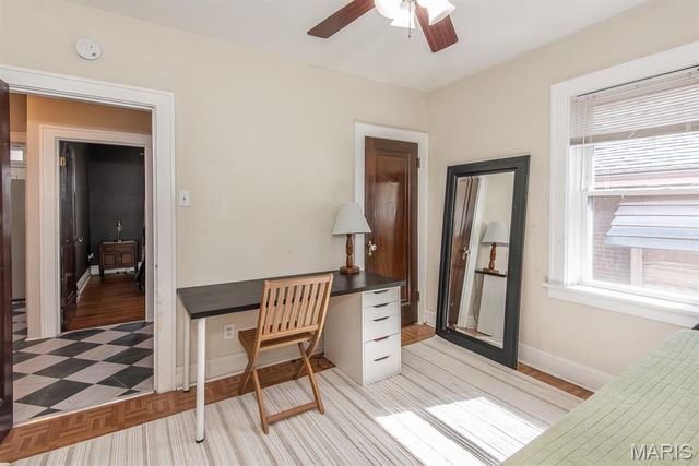 3855 Bingham Avenue, St Louis, MO 63116