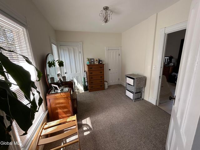83 Kingsboro Avenue, Gloversville, NY 12078