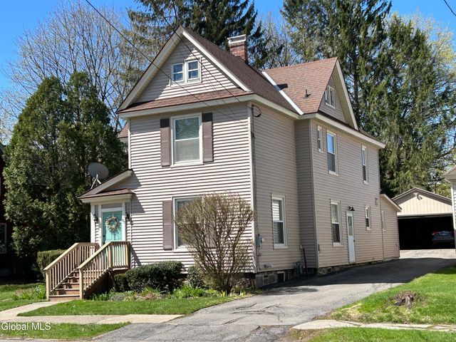 83 Kingsboro Avenue, Gloversville, NY 12078