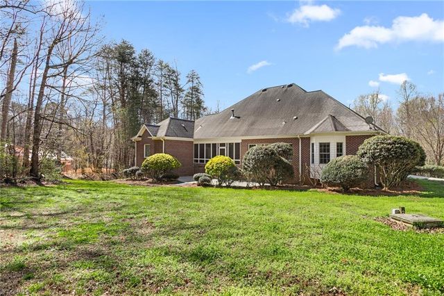 1515 Timber Creek Lane, Kernersville, NC 27284