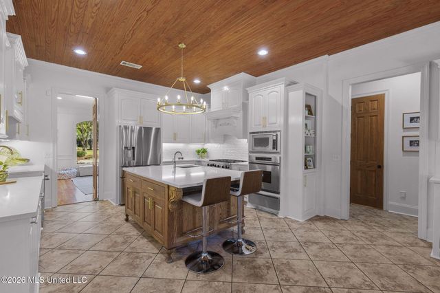 6 Eastbrooke Circle, Madison, MS 39110