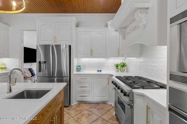 6 Eastbrooke Circle, Madison, MS 39110