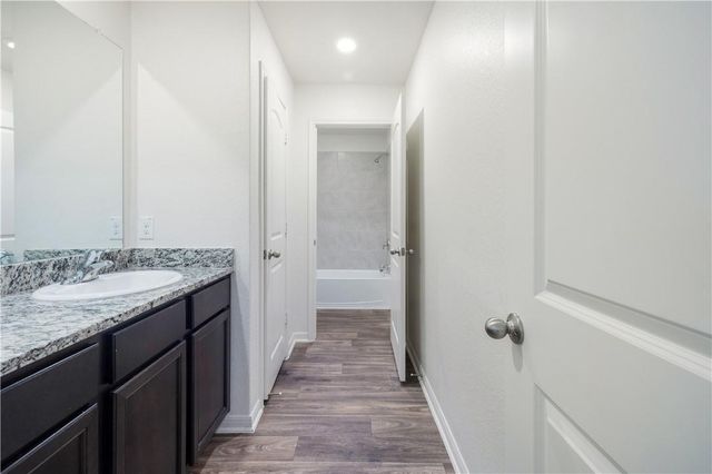 18513 Quiet Range DR, Elgin, TX 78621