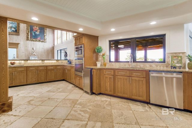 33495 Woodlands Drive, Lillian, AL 36549