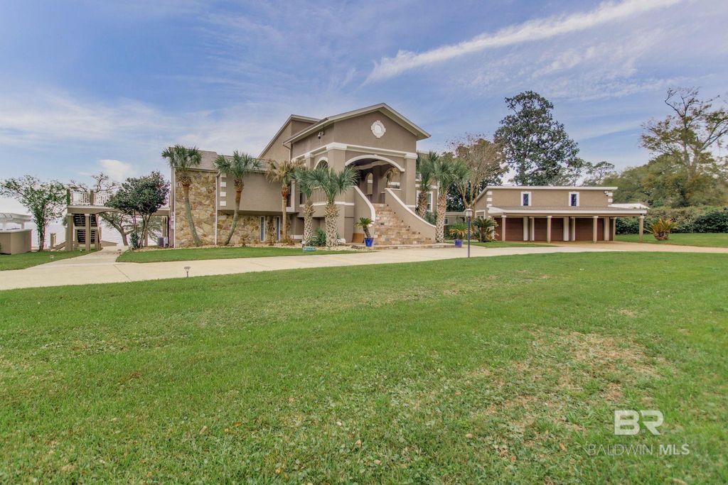 33495 Woodlands Drive, Lillian, AL 36549